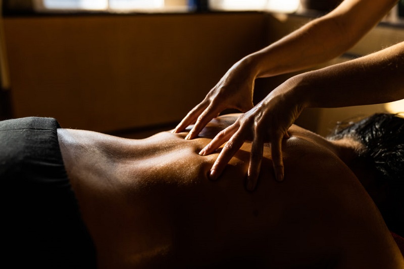 In The Crazy World Of Online Entertainment Escort Massage