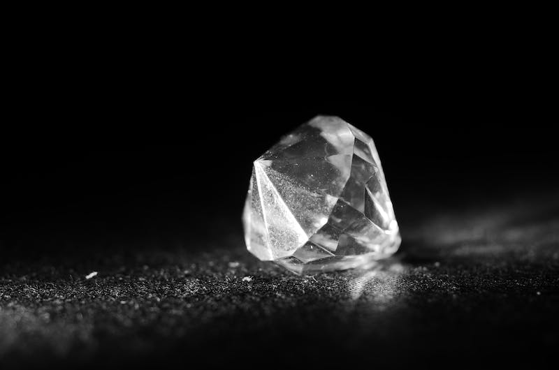 The Future of Bling: Innovations in Diamond Detector Devices and What They Mean for the Industry