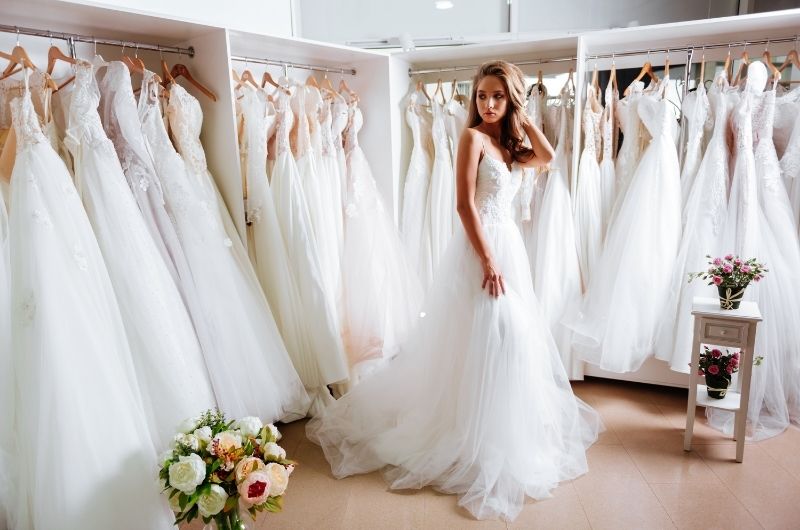 Essential Choices for Wedding Dresses and Accessories in Hong Kong: Perfecting Your Bridal Look